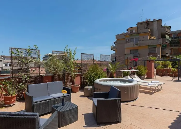 Apartment Penthouse With Jacuzzi *